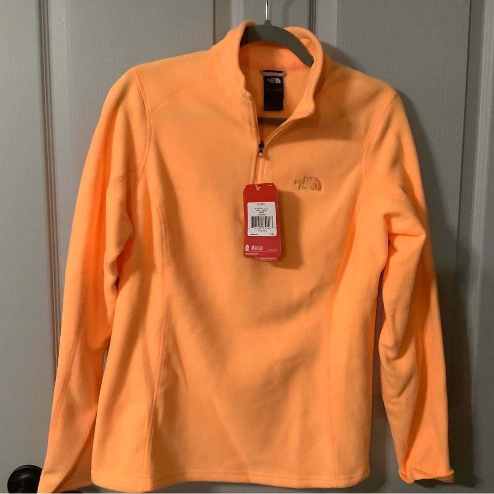 NWT The North Face 1/4 Zip Fleece